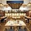 Manhattan Hotel