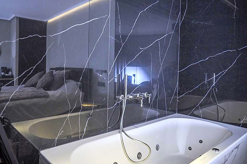 Hotel ONIRO - Luxury Rooms & Wellness Suites