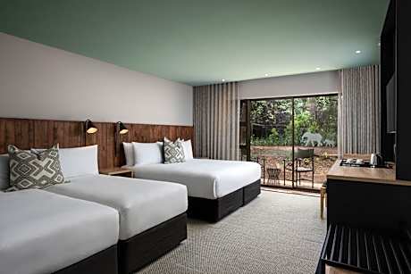 Kruger Deluxe Family Room - 2 King Beds