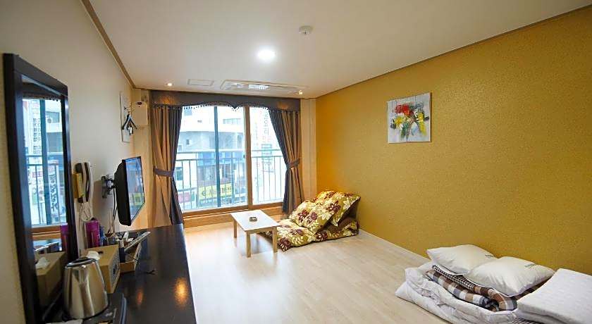 Dorcas Tourist Hostel