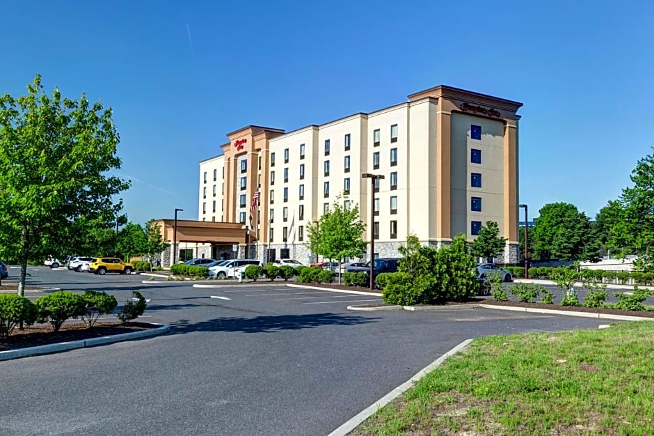 Hampton Inn By Hilton Neptune/Wall