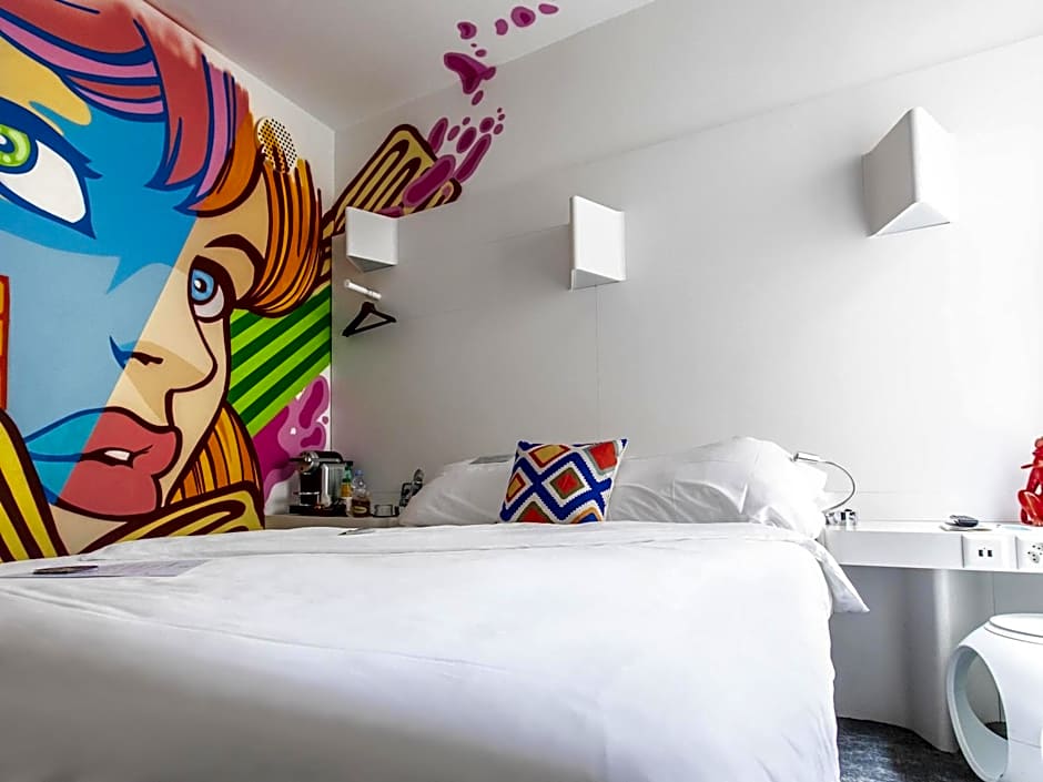 ibis Styles Lausanne Center MadHouse