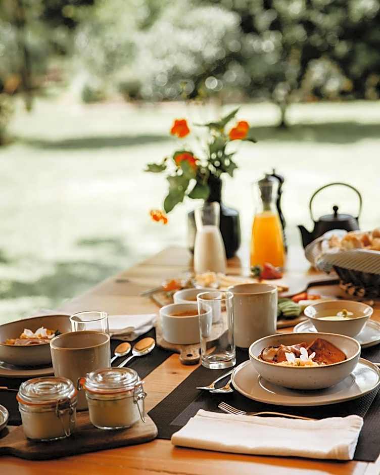 Furnas Lake Forest Living