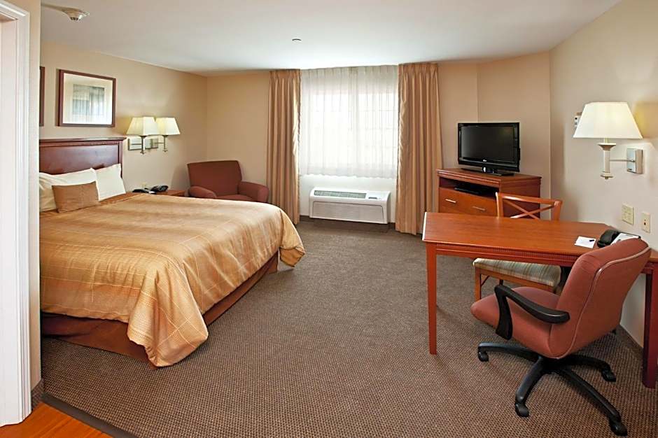 Candlewood Suites Louisville North by IHG