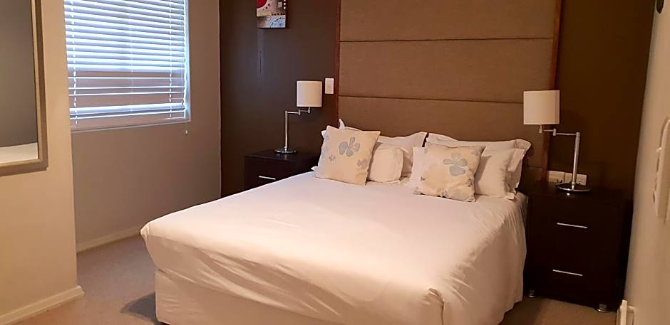 Lagoon Beach Hotel & Spa