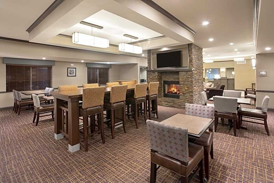 Holiday Inn Express Suites Yankton Hotel By IHG