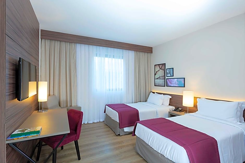 Royal Palm Tower Anhanguera