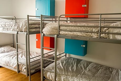 Bed in 4-Bed Mixed Dormitory Room
