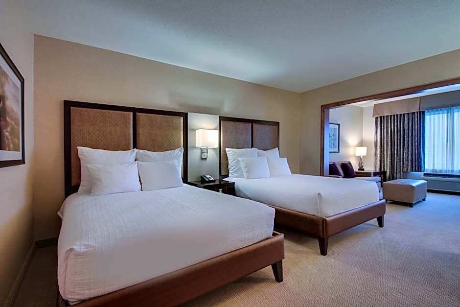 The Inn at Charles Town / Hollywood Casino