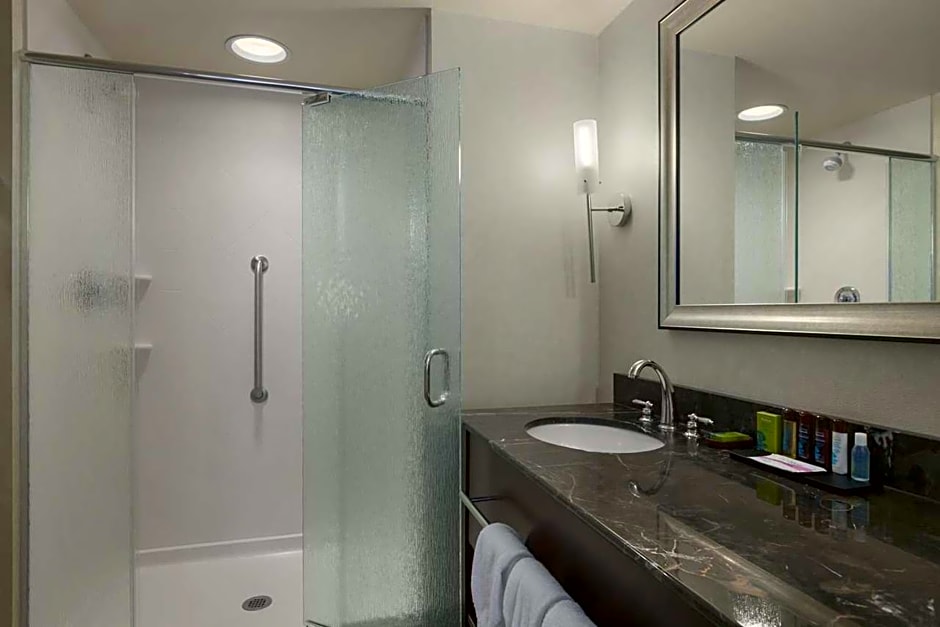 Embassy Suites Savannah Airport