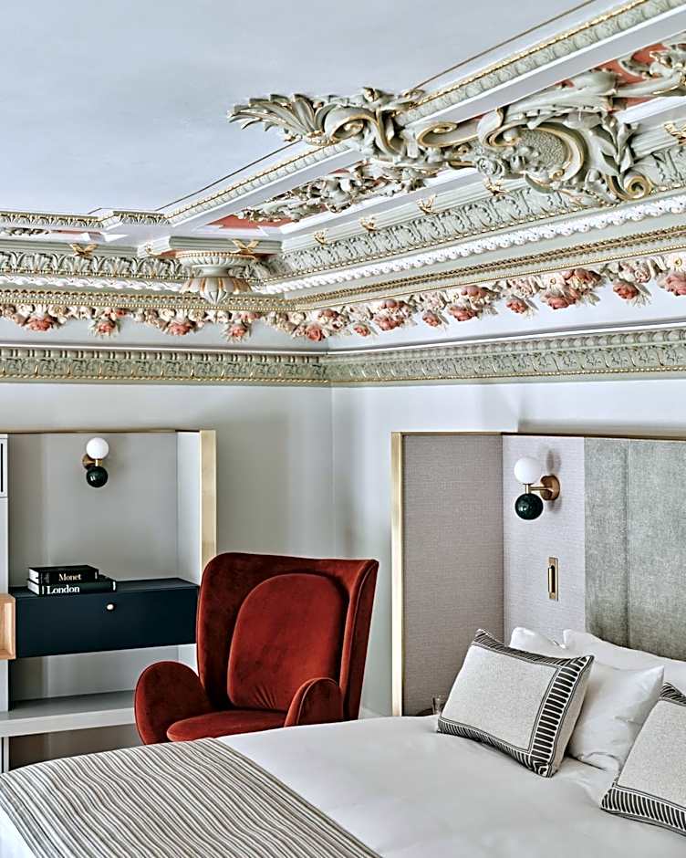 Hotel Altus Palace - Destigo Hotels