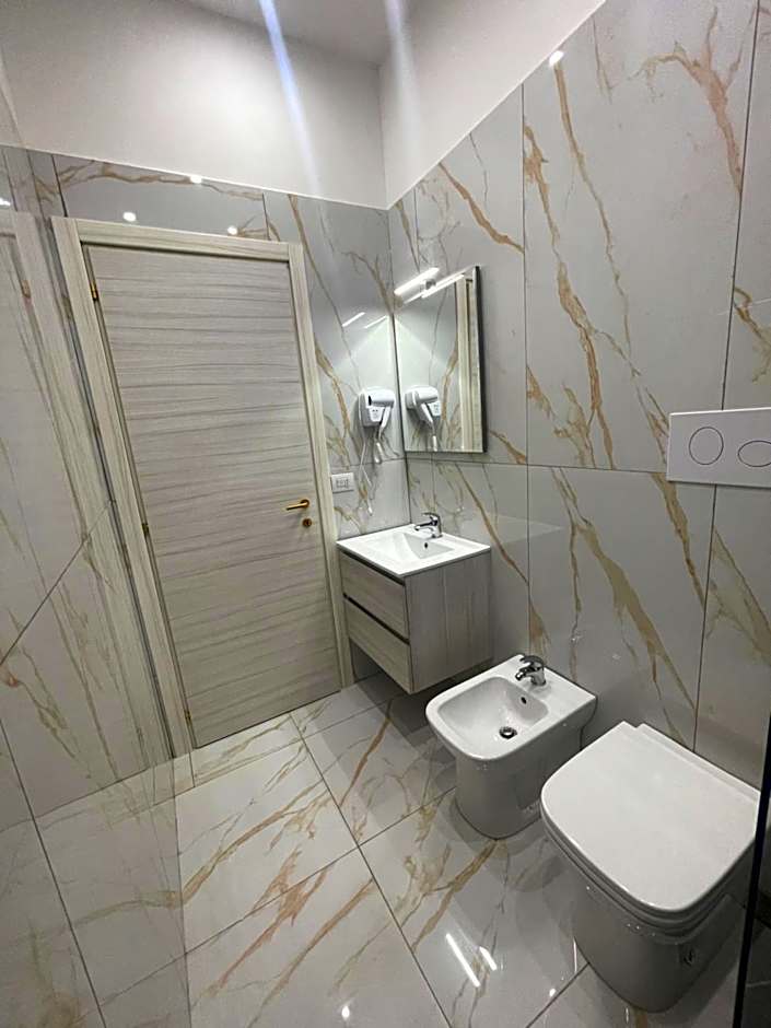 Life Hotel