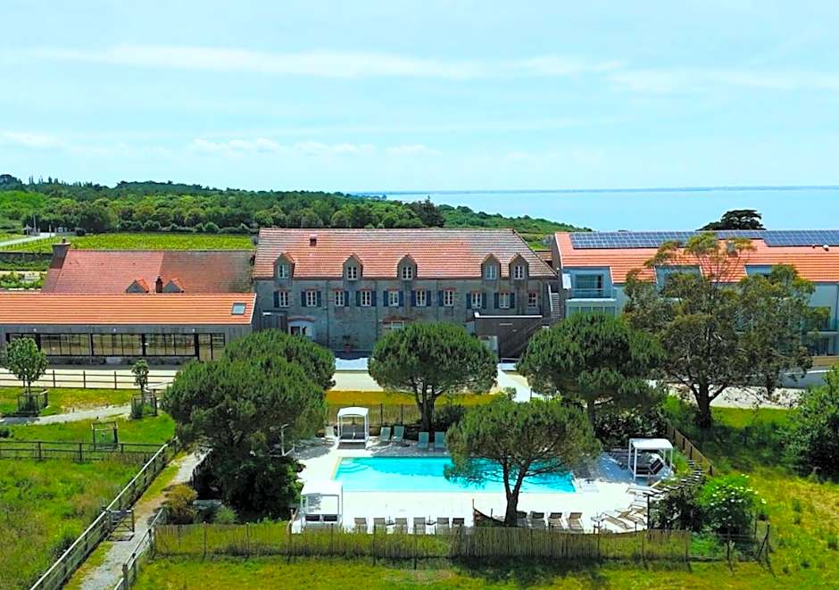 Eco-Domaine La Fontaine - HOTEL-SPA - 300 m Plage de la Fontaine aux Bretons