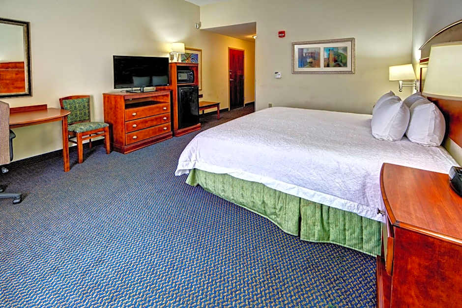 Hampton Inn By Hilton Quincy, Fl