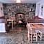 Aille River Tourist Hostel and Campsite Doolin