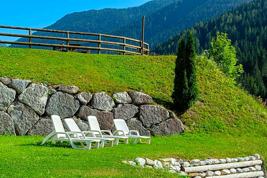 Hotel Serena - Tre Cime Views