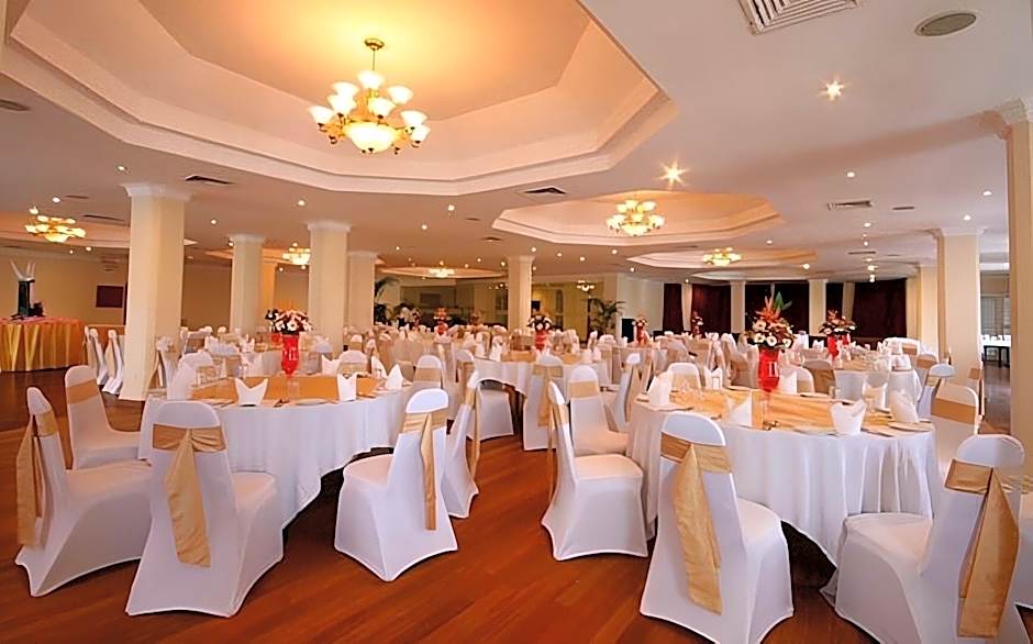 Grand Oriental Hotel