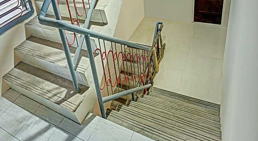 OYO 90062 Ava Guesthouse