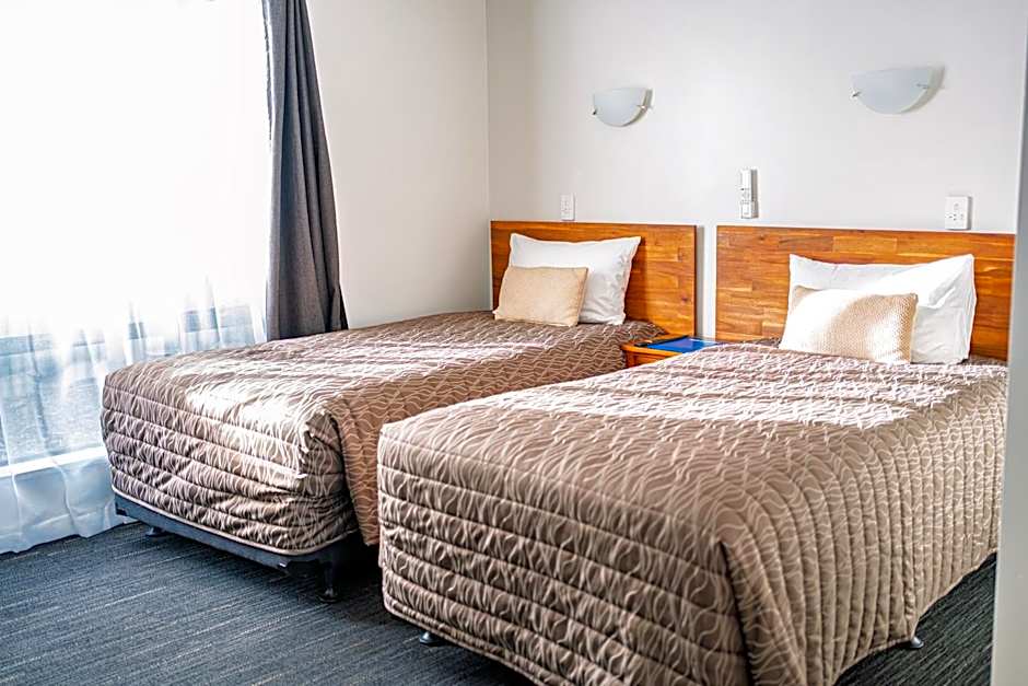 Samhil Motor Lodge