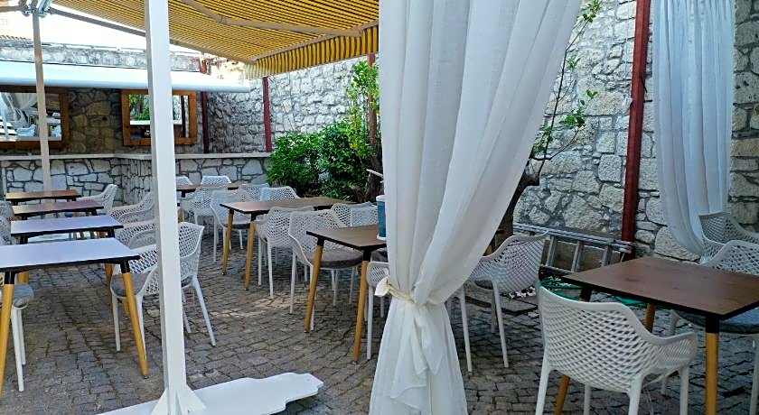 Neva Hotel Alacati