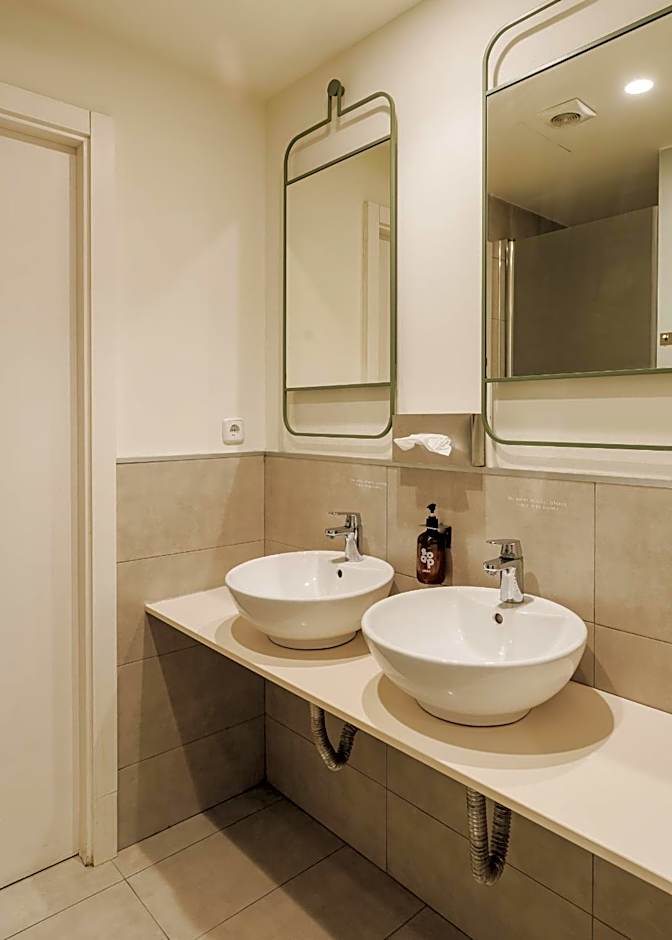 Piulet Hostel