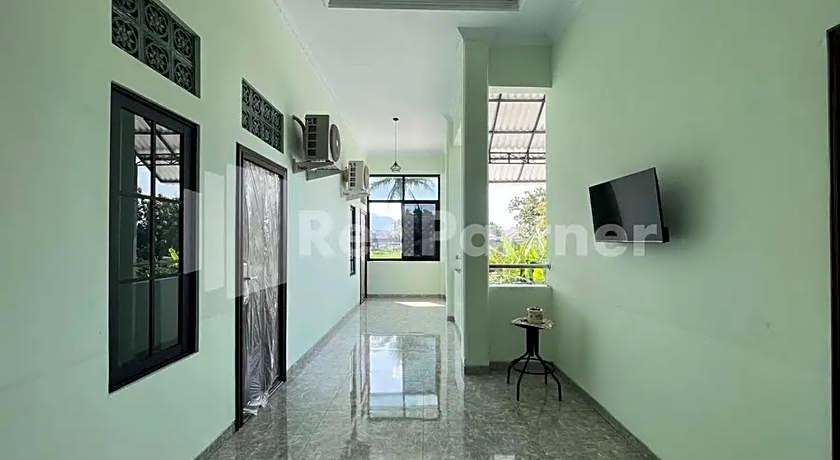 Trubus Guesthouse Syariah Magelang Mitra RedDoorz