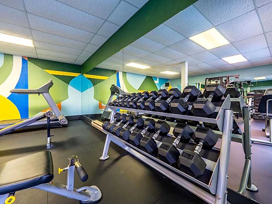 The Cedars Inn Hotel & Convention Centre