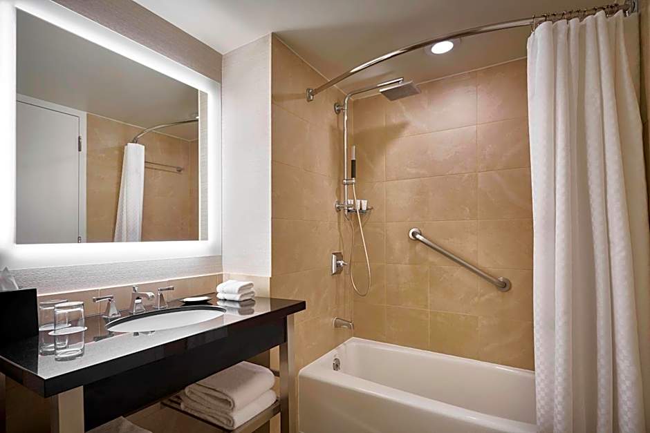 The Westin Alexandria Old Town