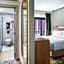 Hilton Alexandria King's Ranch