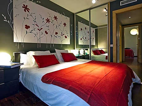 Apartment Barcelona Rentals - Sarria Apartments Near Center