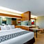 Microtel Inn & Suites by Wyndham Raton