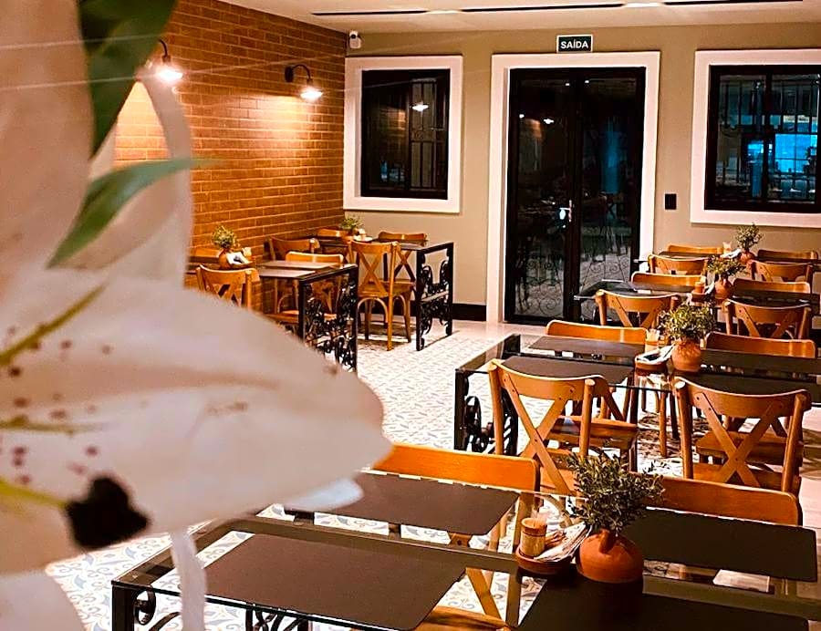 POUSADA CAFE DU'LIRIO