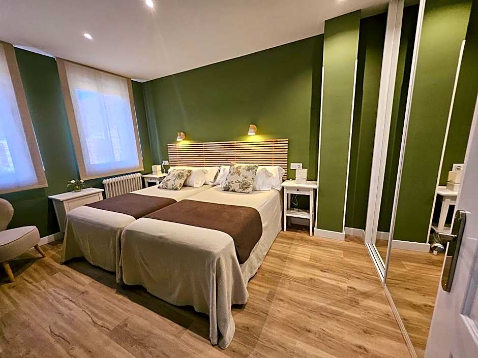 Casablanca Hotel Studios