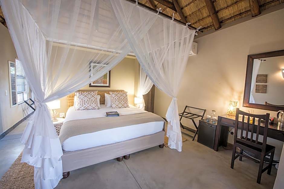 Bushbaby River Lodge