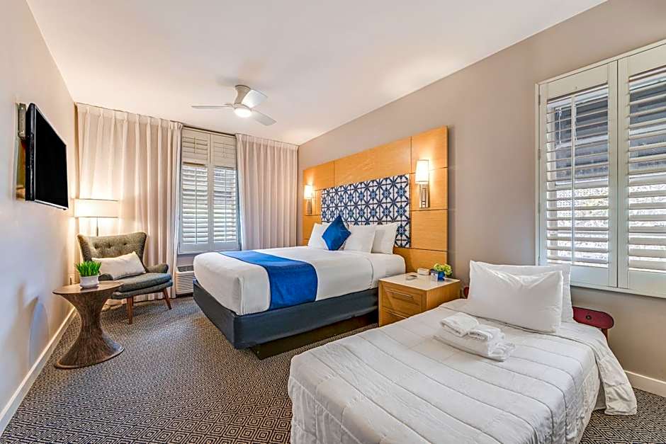 Photo 1 of 4 of Standard 1 King Bed