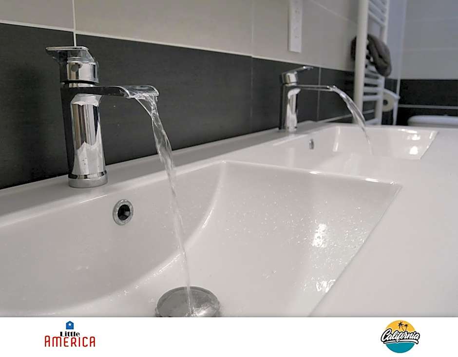 Little America - Appart Hôtel 3km Futuroscope