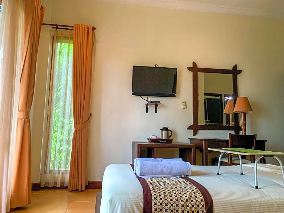 Urbanview Sasono Putro Condongcatur by RedDoorz