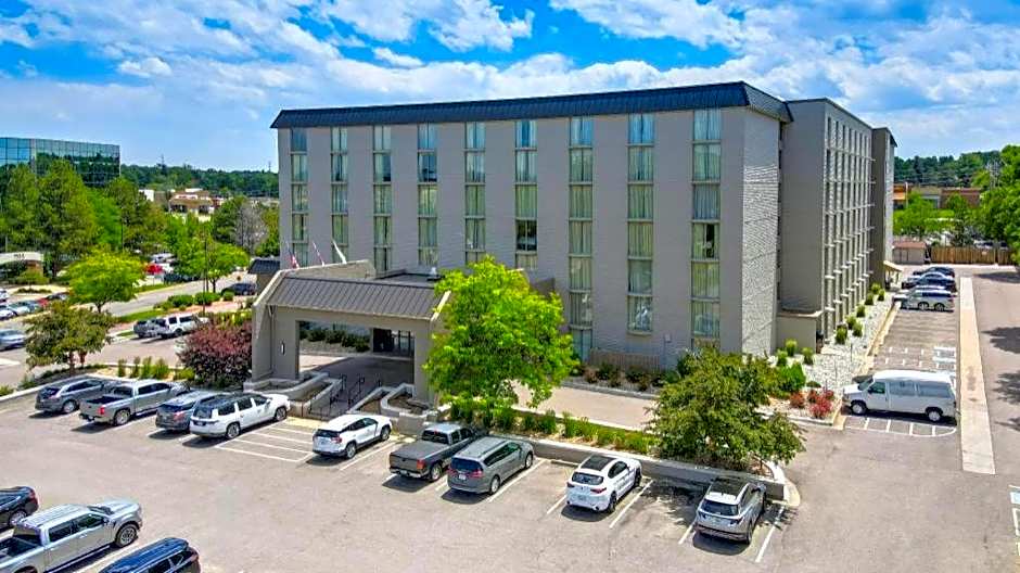 Embassy Suites Denver Tech Center North – Denver, CO