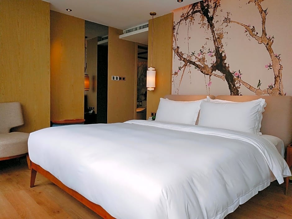 Howard Johnson Riverview Hotel Guangzhou