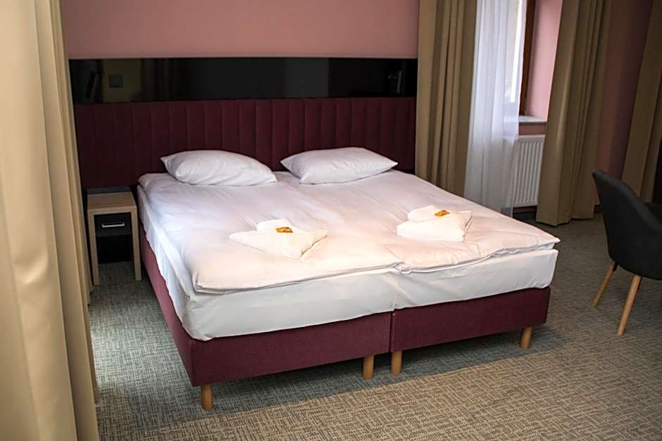 Photo 1 of 5 of Junior Suite