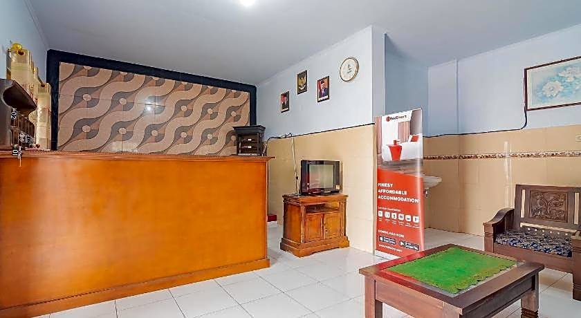 RedDoorz Syariah @ Tambak Mekar Street Subang