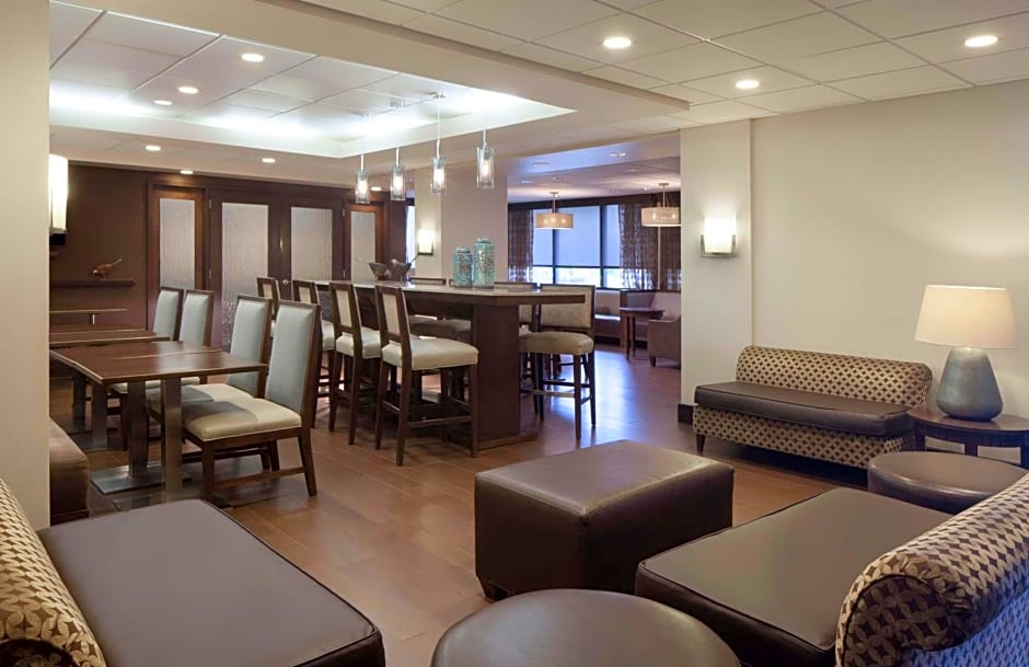 Hampton Inn By Hilton Evansville