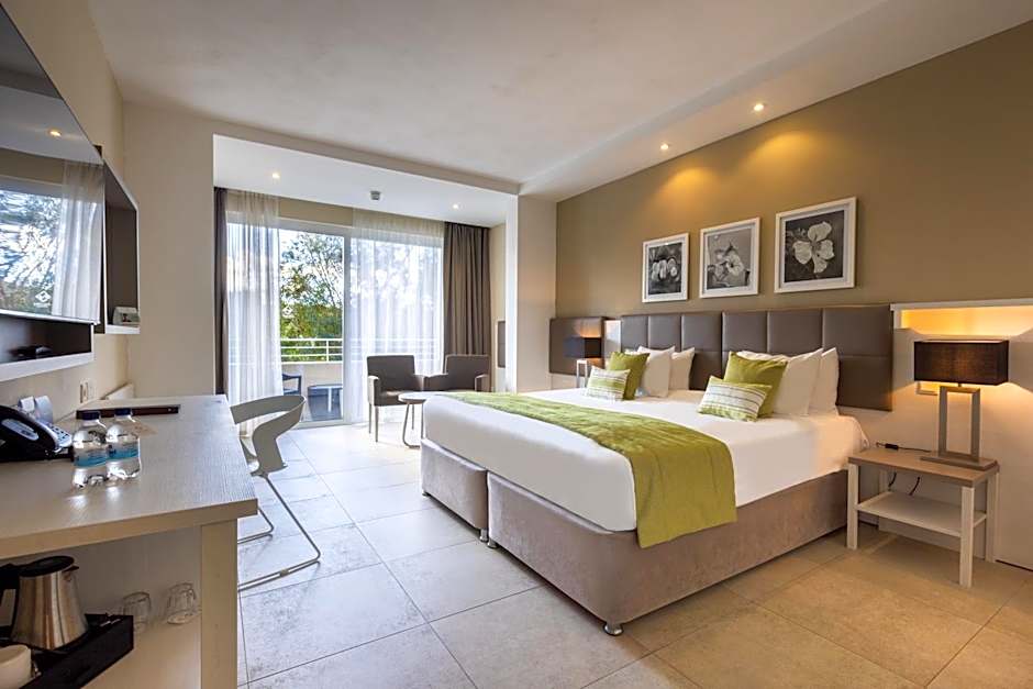 Foto 1 di 3 di Standard 1 Double Bed or 2 Beds