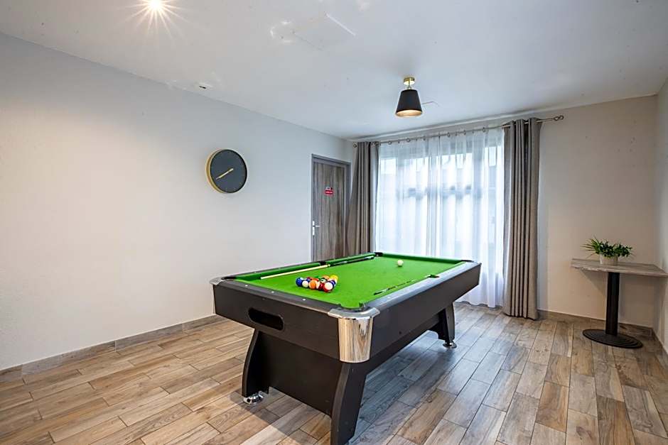 KYRIAD VALENCIENNES SUD - Rouvignies