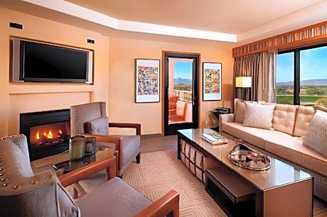 Presidential Suite, 1 King, Sofa bed