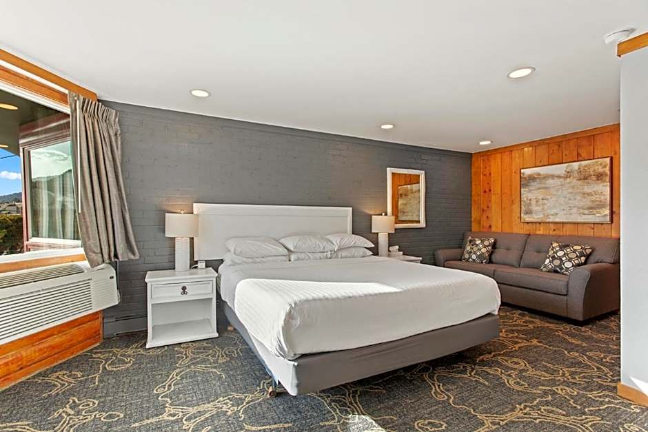 Discovery Lodge