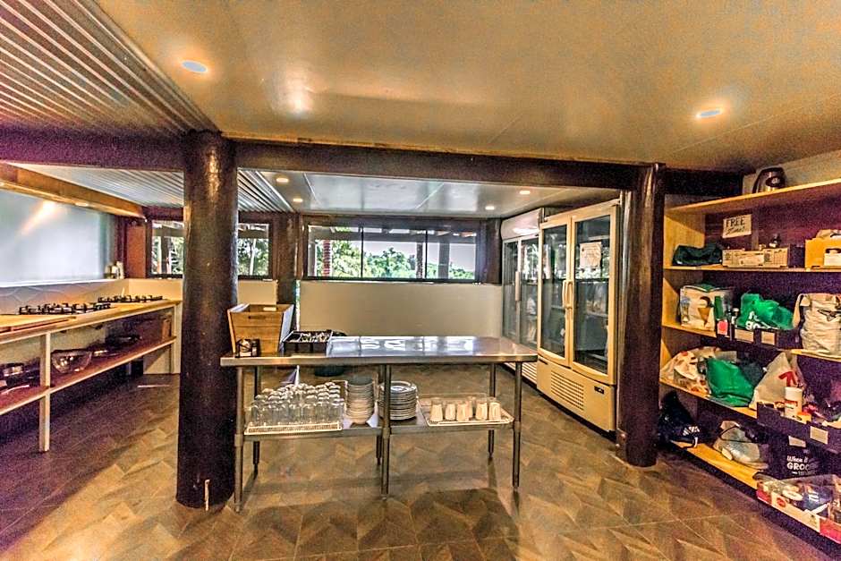 Jackaroo Treehouse Rainforest Retreat