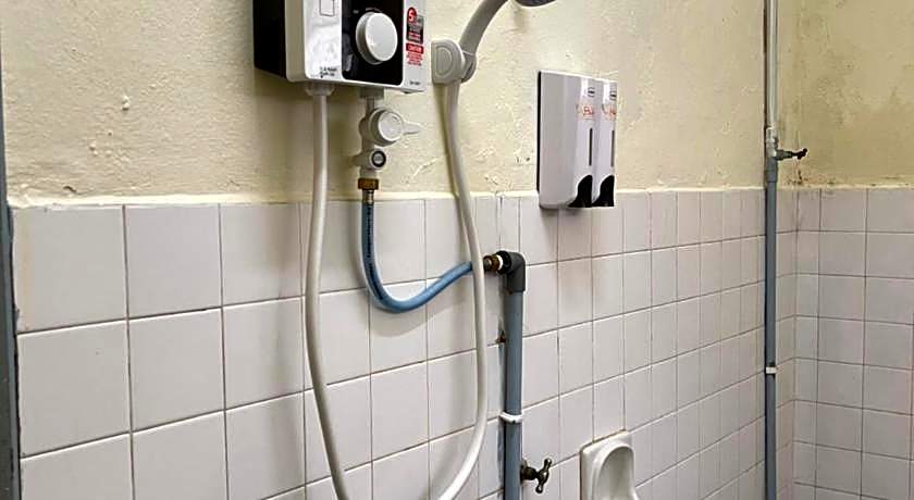 Pelangi Capsule Hostel