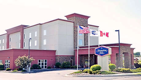 Hampton Inn By Hilton Watertown