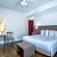 Naples Park Central Hotel